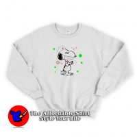 Snoopy nurse fight Coronavirus Funny Sweatshirt