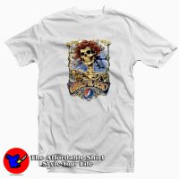 Grateful Dead Skull and Roses Big Berth T-Shirt