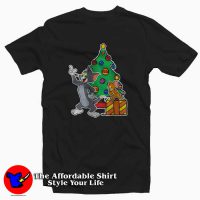 Tom And Jerry Playing Around Christmas Tshirt