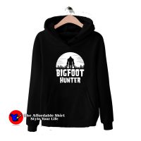 Bigfoot Hunter Sasquatch Graphic Hoodie